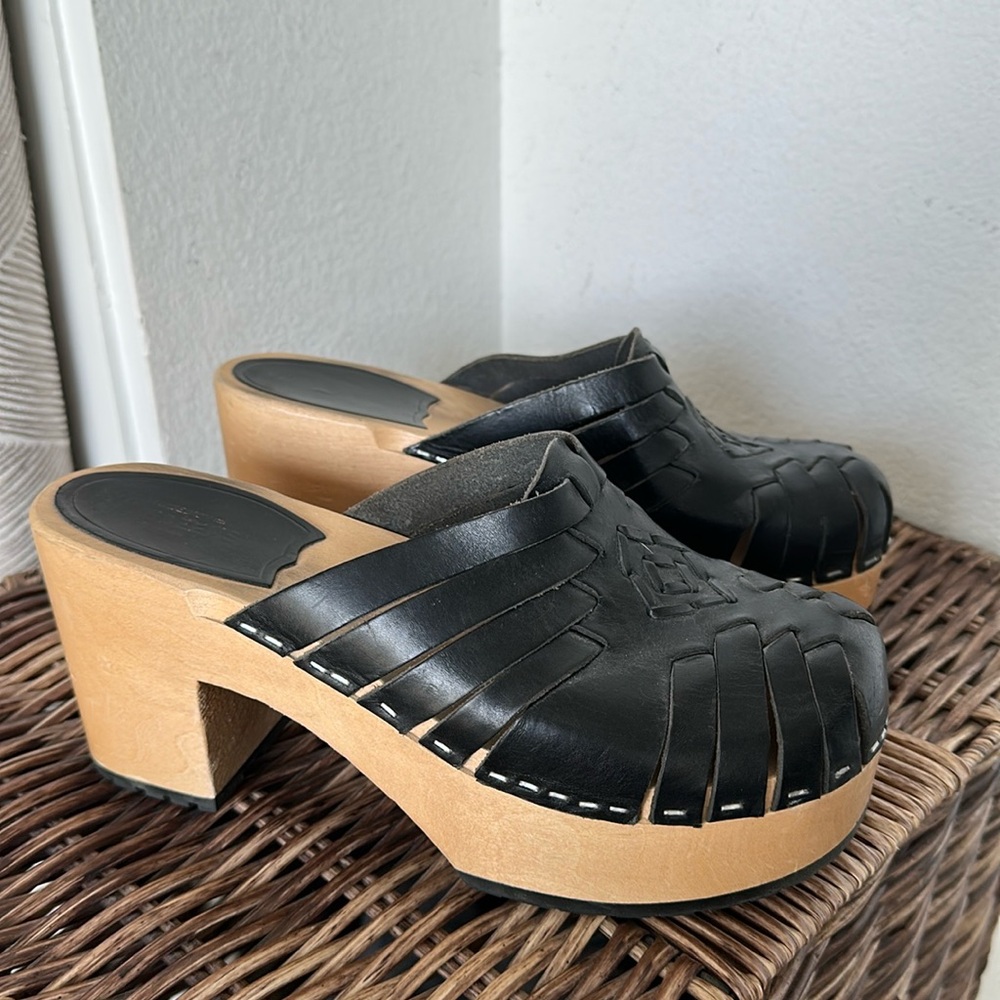 Swedish Hasbeens Black Leather Woven Huarache Clogs 38 Size 7.5 or 8 Fisherman